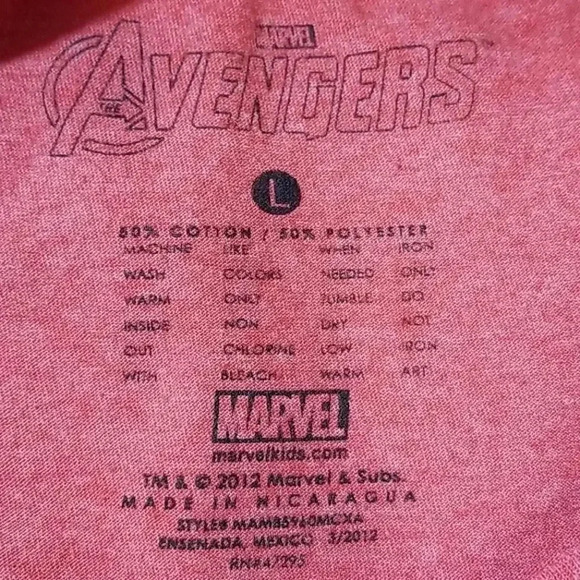 {Marvel} KIDS Avengers Assemble Red Tshirt - Picture 6 of 6